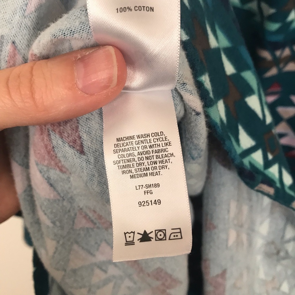 Cabela’s Aztec Button Down Cotton Fleece - Picture 7 of 8